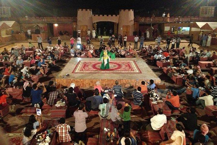 Dubai Desert Safari avec ramassage et retour à l'hôtel