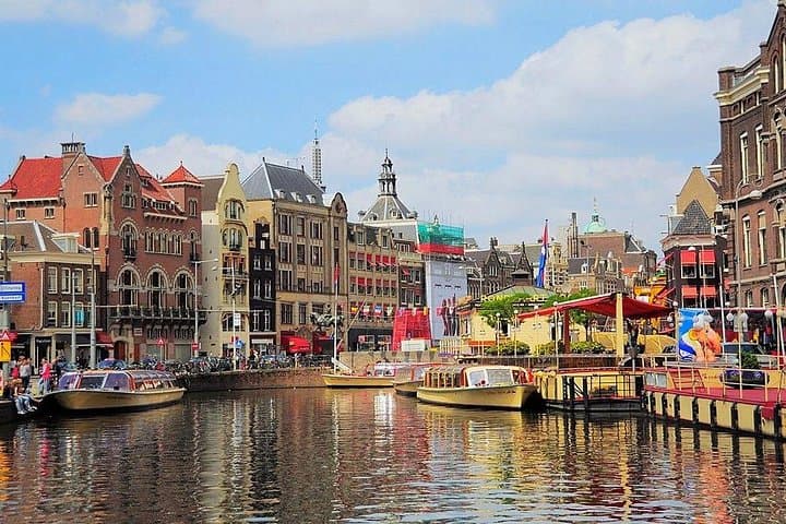 Private 3-hour Walking Tour in Amsterdam with official tour guide