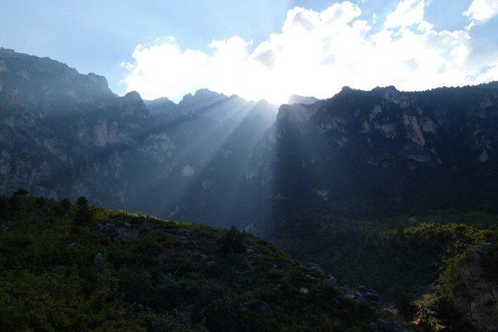 TOMOR MOUNTAIN TREKKING da Berat di 1001 Albanian Adventures