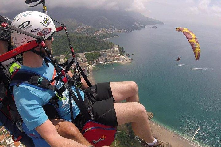 Budva : Eerste tandemparagliding ervaring met instructeur