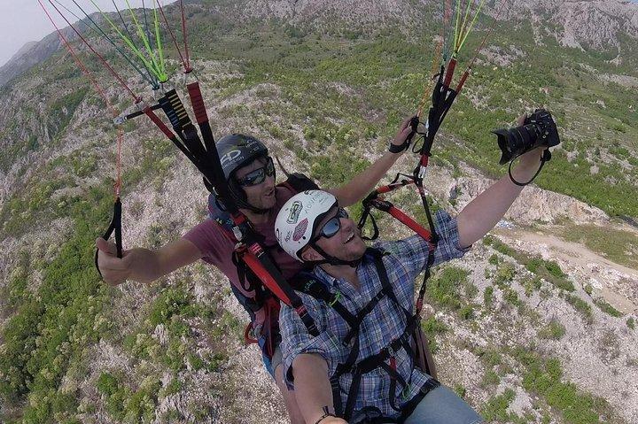 Budva : Eerste tandemparagliding ervaring met instructeur