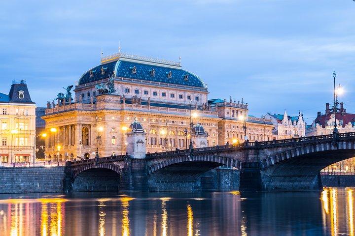 Transfert de Cesky Krumlov à Prague avec 2h pour visiter