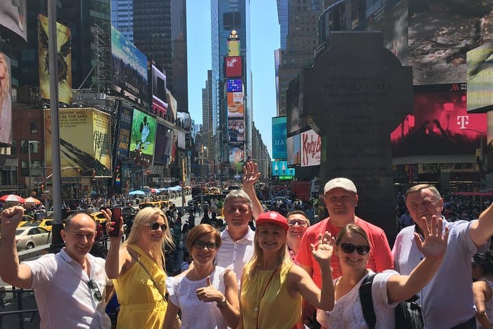 Private Driving Highlights Tour of New York (Half Day)