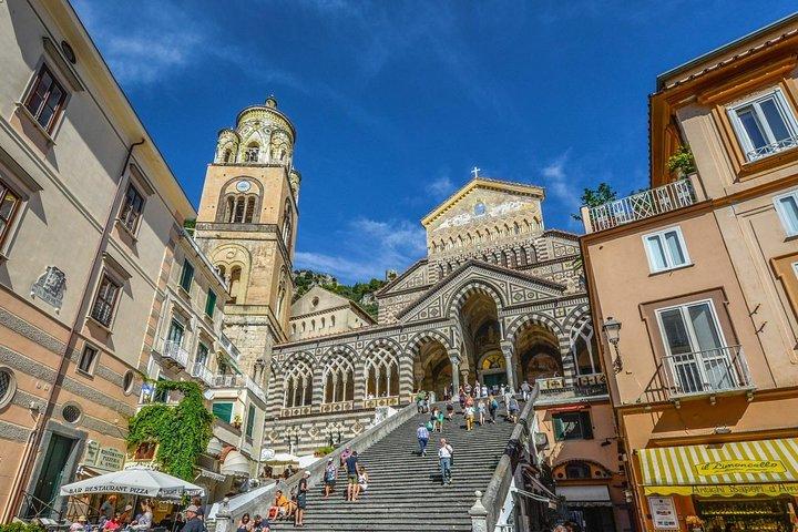 Tour of Amalfi+Emerald Grotto+Positano (FullDay 8h)