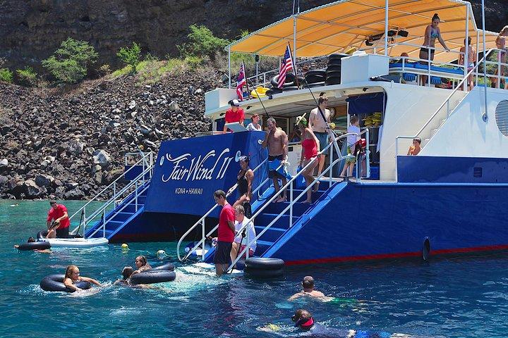 ケアラケクア湾の午後のシュノーケル:コナ海岸で家族で楽しむ