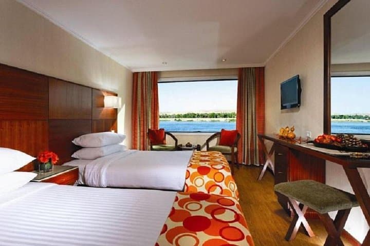 5-Day 4-Night Nile Cruise from Luxor to Aswan include Balloon
