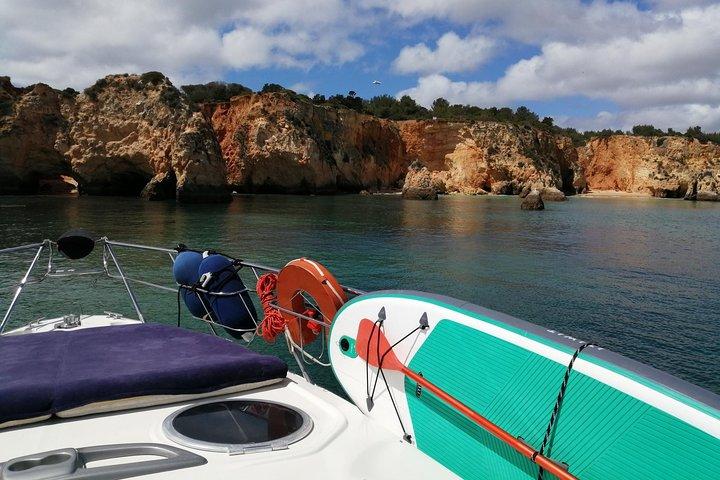 Eftermiddag yacht charter i lagos med drinks, tapas, paddle boards og kajak