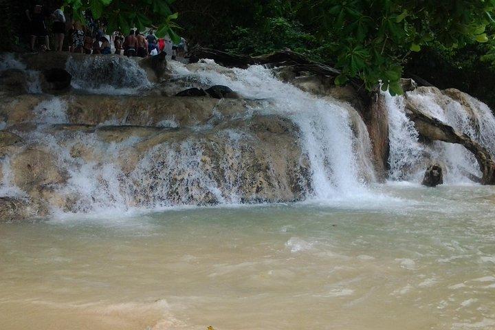 Ocho Rios Private Fifteen Passenger Van-Day Trip