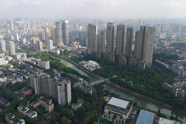Half Day Private Chengdu City Highlights Tour med metro