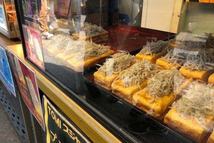 Historic Kamakura: Temples, Shrines and Street Food Private Walking Tour