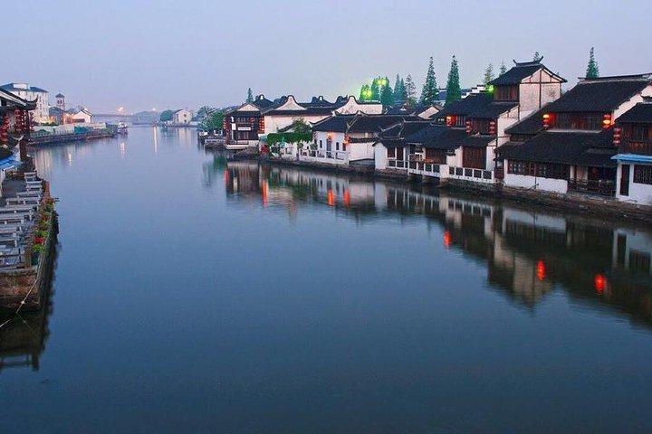 Privat Zhujiajiao Water Village Lokal Insight Tour