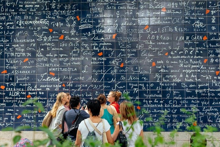 Montmartre Private Food Walking Tour With Locals: The 10 Tastings