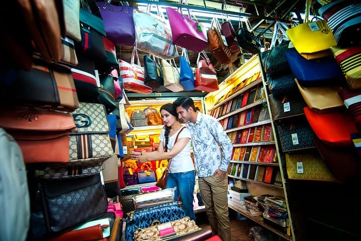 Private Tour: Kuala Lumpur Night Cultural Walk Tour