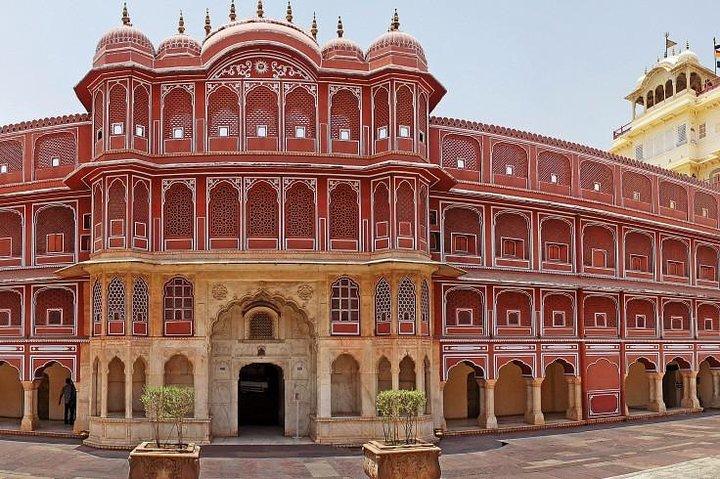 14-daagse Gouden Driehoek & Kleurrijke Rajasthan Tour vanuit Delhi