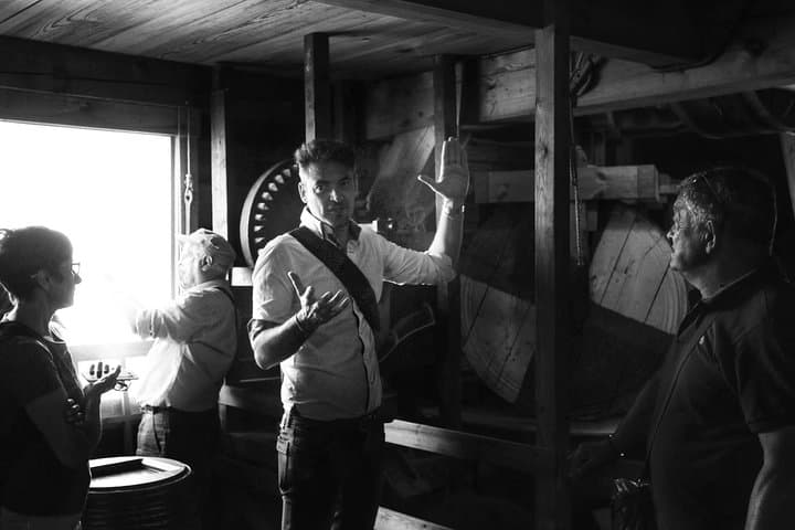 Zaanse Schans windmill tour with Italian guide
