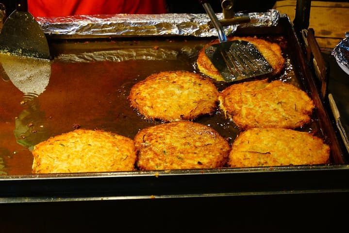 Private Seoul Night Tour(BBQ, Naksan Park, N-tower, Market & etc)