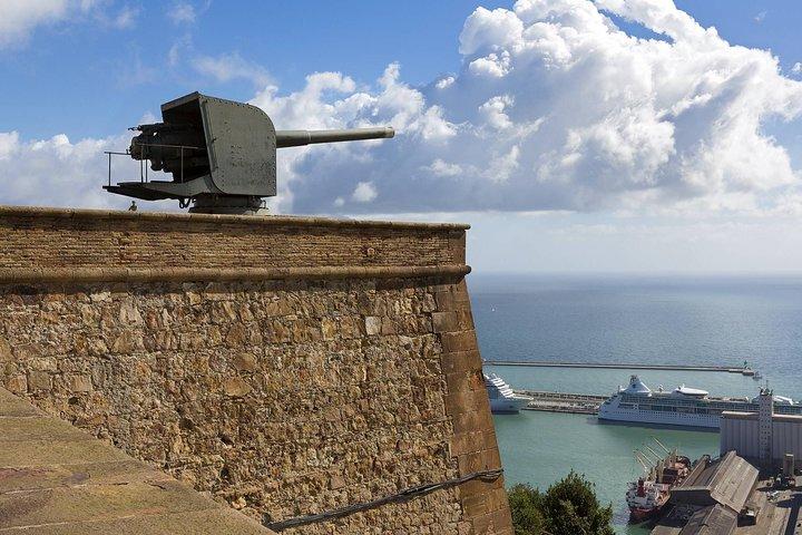 Barcelona: Oude Stad, Montjuic Kasteel, Kabelbaan Kleine Groepstour