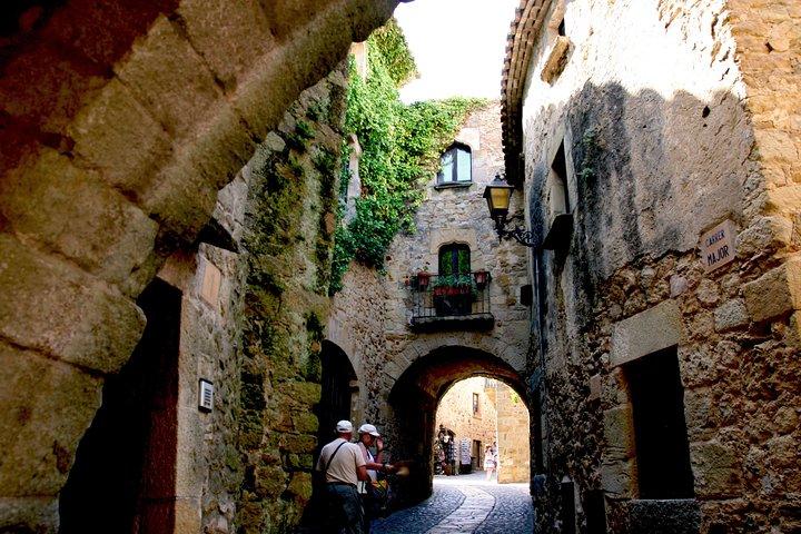 Costa Brava og Medieval Villages Small Group fra Girona