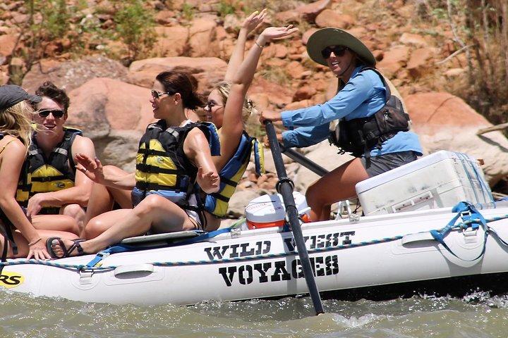 Moab heldagsguidet privat charter Colorado River Rafting