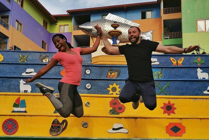 Guatape Town & Peñol Rock & Exotic Fruit Tasting | Private Tour