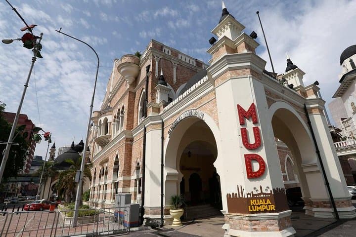 Kuala Lumpur City Tour & Batu Caves Tour Experience(5hours)
