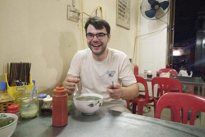 Hanoi Street Food Tour con piccolo gruppo