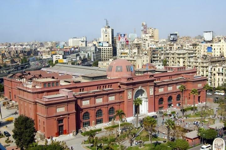 Excursão privada ao Museu Egípcio e sala da múmia real.