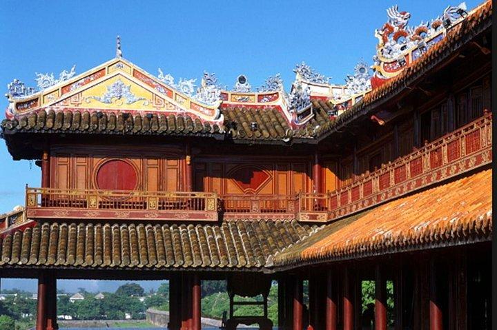 Hue Citadal - Tour privato della città imperiale 1 giorno