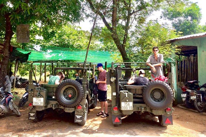 PRIVÉ JEEP TOUR : Van Hoi An, Danang naar Hue via Haivan Pass