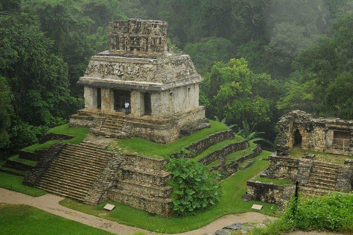 Palenque Archaelogical Site, Agua Azul och Misolha vattenfall Combo Tour