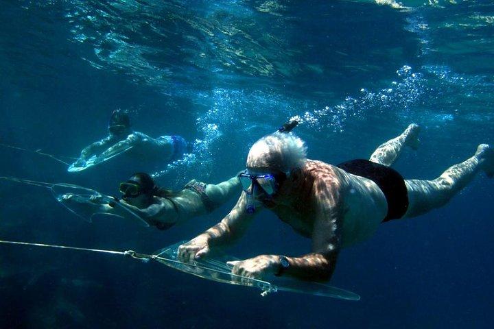 水中ボートヒッチハイク