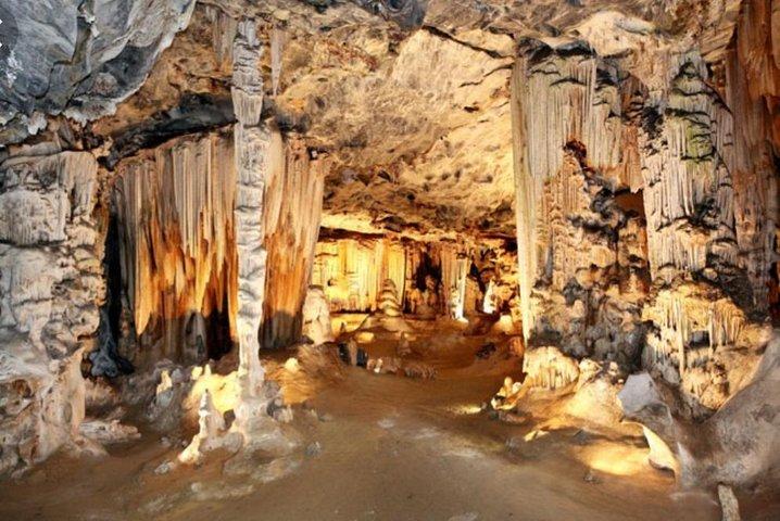 Undrar grottor med Sterkfontein grottor