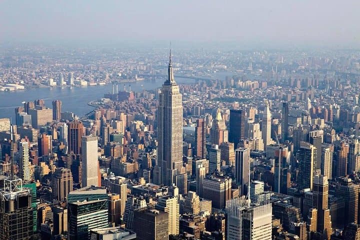 Manhattan Helicopter Sightseeing Tour