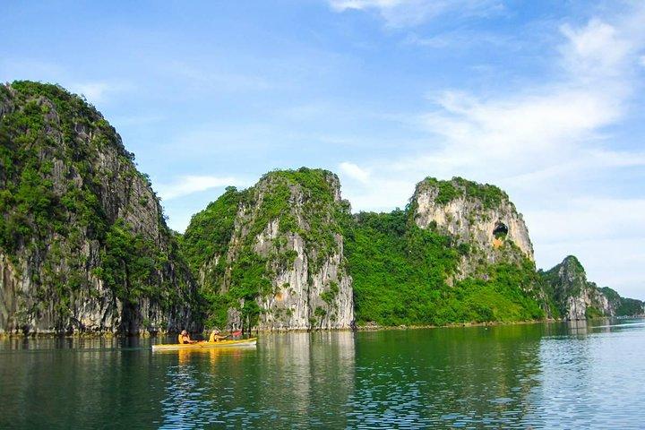 Crucero de 5 estrellas por la bahía de Halong desde Hanói o Tuan Chau
