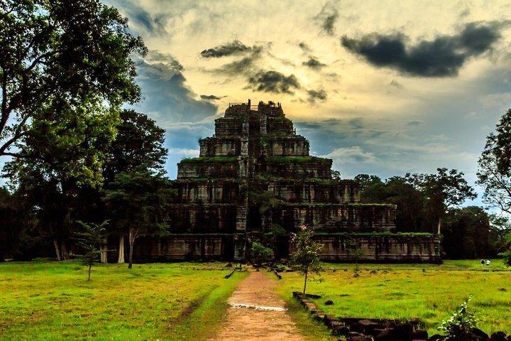 2-dages privat tur opdagelse Angkor Wat, Koh Ker og Beng Mealea Temple