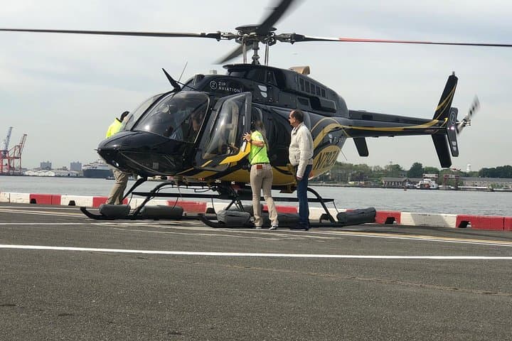 Deluxe Manhattan Helicopter Tour