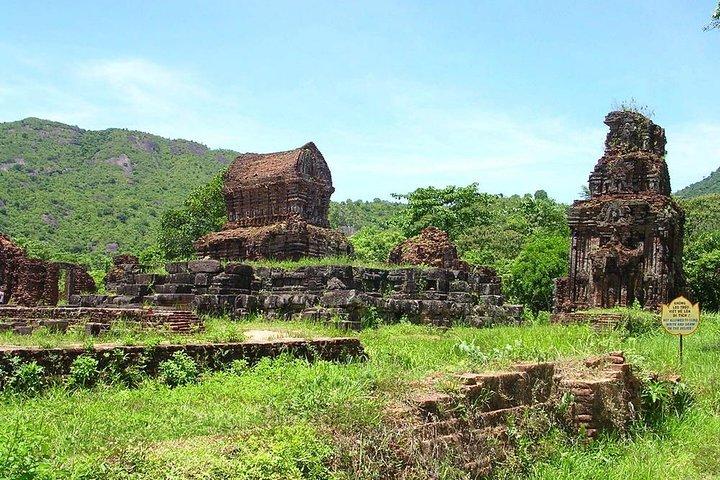 My Son Sanctuary & Marble Mountain från DA nang med Guide, lunch
