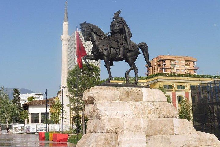 Tirana et Durres partent de Bitola