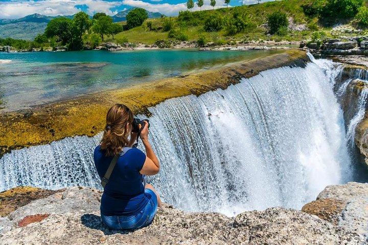 Monastero di Ostrog, cascate del Niagara e lago di Skadar da Podgorica