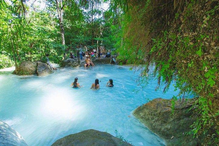 Cascate Erawan-Death Railway e River Kwai Tour
