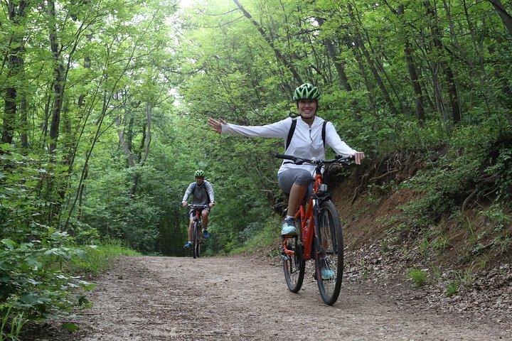 Budapest: Privat äventyrssightseeing cykeltur