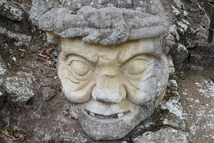 Viagem noturna às ruínas de Copan saindo da Cidade da Guatemala