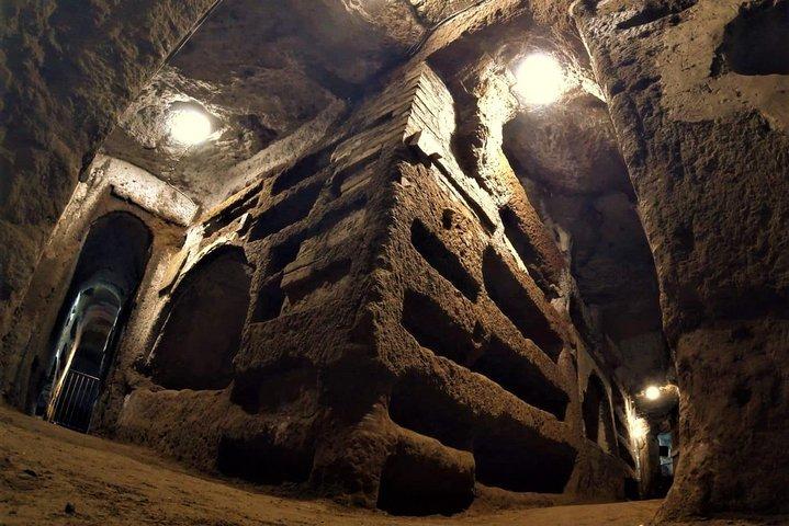 Tour privado subterráneo de Roma + Tour a las catacumbas de Roma - traslados incluidos