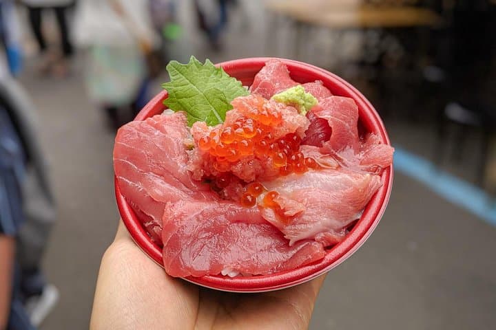 Tsukiji Fish Market Food Tour: Seafood, Street Food & Hidden Gems