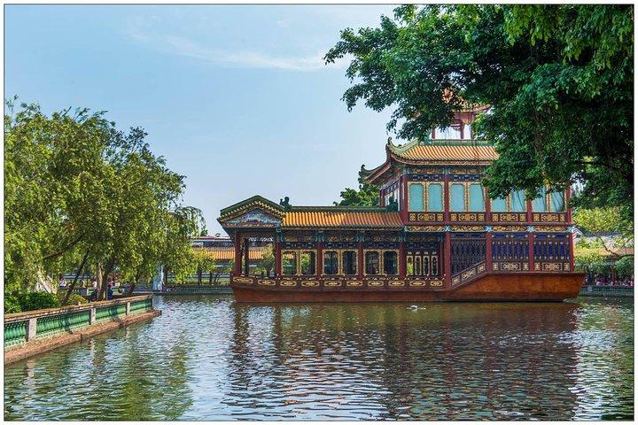 Privat dagstur til Shawan Old Town og Baomo Garden