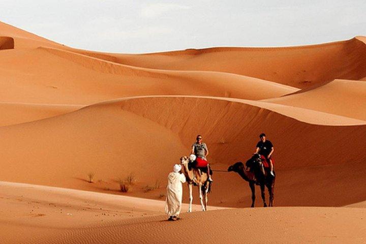 3 Dages tur fra MARRAKESH til FEZ med en nat i OUARZAZATE og MERZOUGA