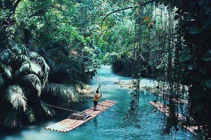 Excursão autêntica de Rafting em Bambu Jamaicano de Falmouth