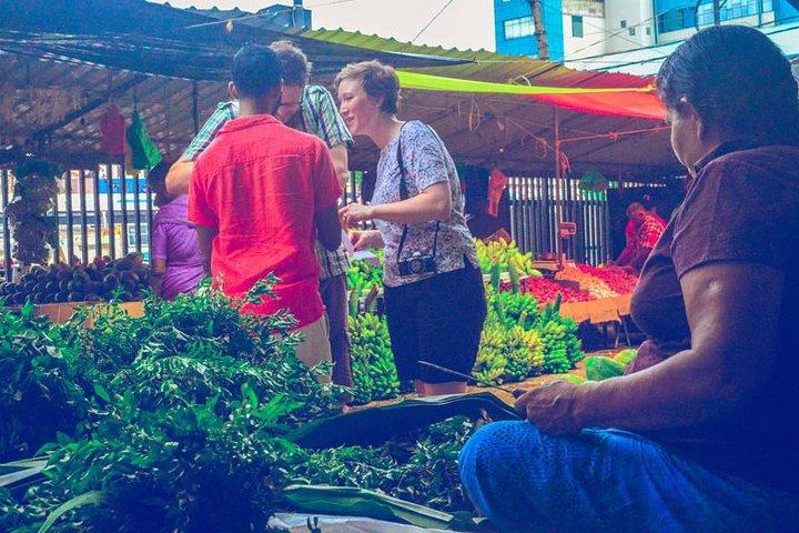 Rustikaler Geschmack & Kulturgeschichten Essen Tour Colombo