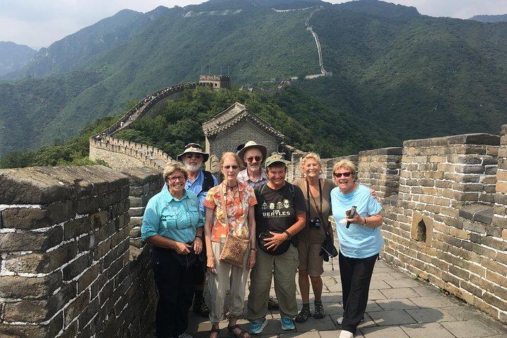 Small Group: Beijing Airport Layover All-inclusive Tour to Mutianyu Great Wall