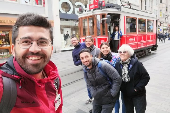 Tours in Spanish in Istanbul. Private tour in Istanbul. Bosphorus tour.